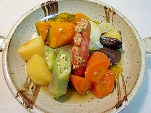 夏野菜で元気になろう♪カラフルな南瓜のシチュー